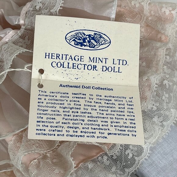Heritage Mint Limited Country Collection Porcelain Vintage Doll - Picture 7 of 7